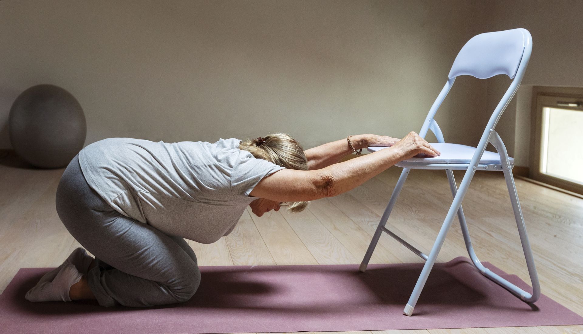Activité Physique Adaptée - Yoga sur chaise